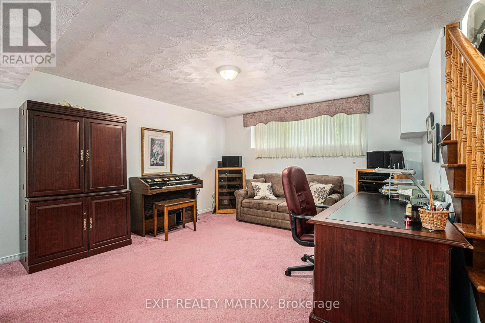 3136 LEMAY CIRCLE