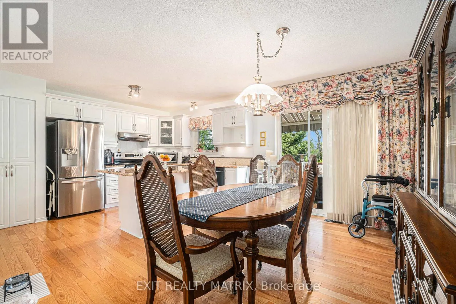 3136 LEMAY CIRCLE