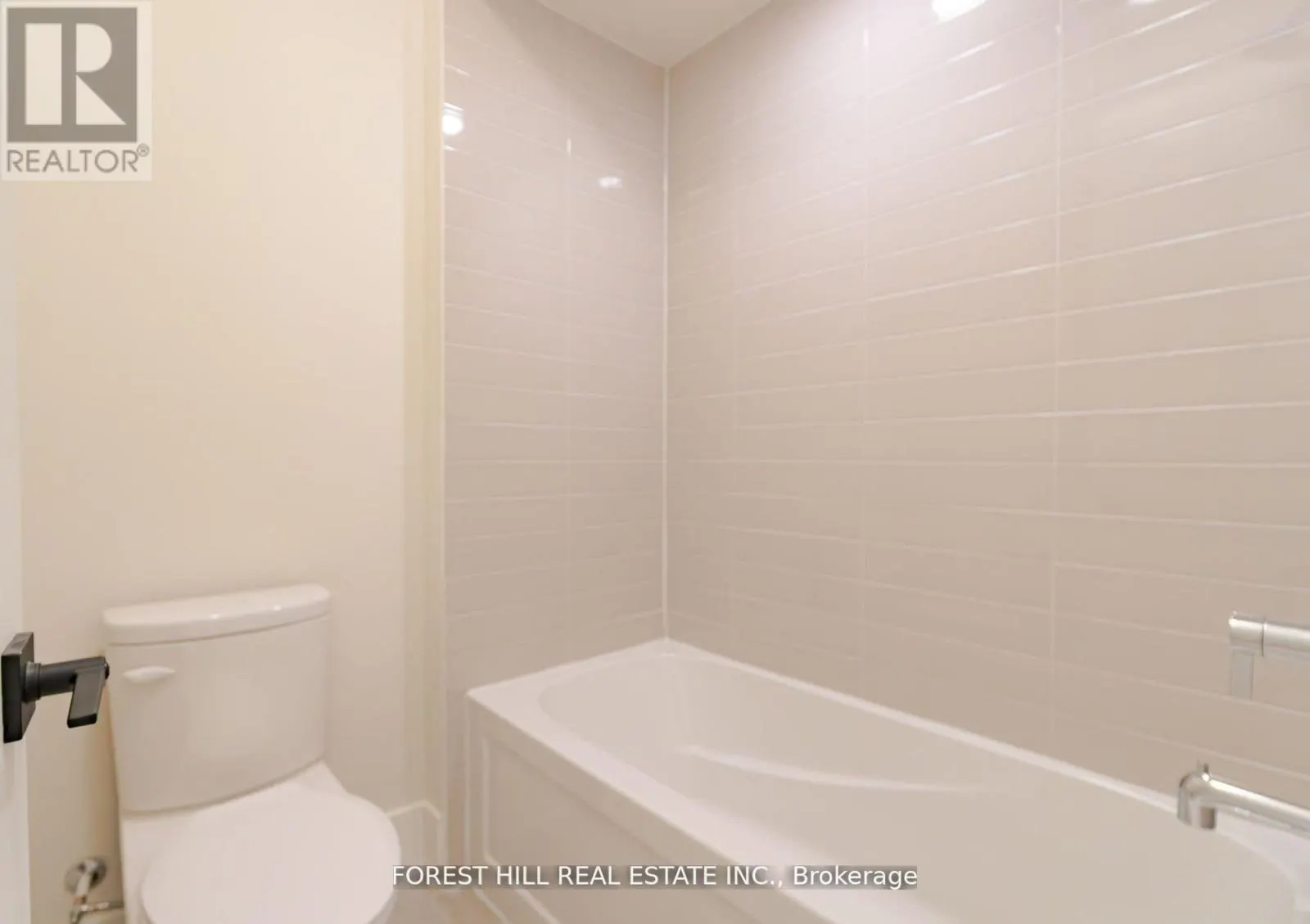 1008 RIDGELINE DRIVE