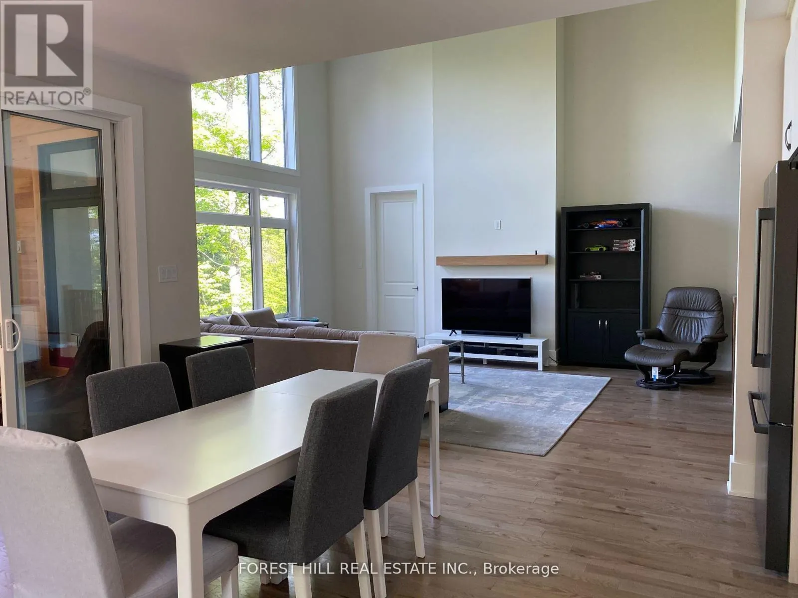1008 RIDGELINE DRIVE