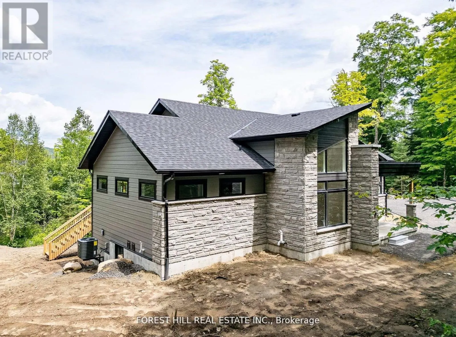 1008 RIDGELINE DRIVE