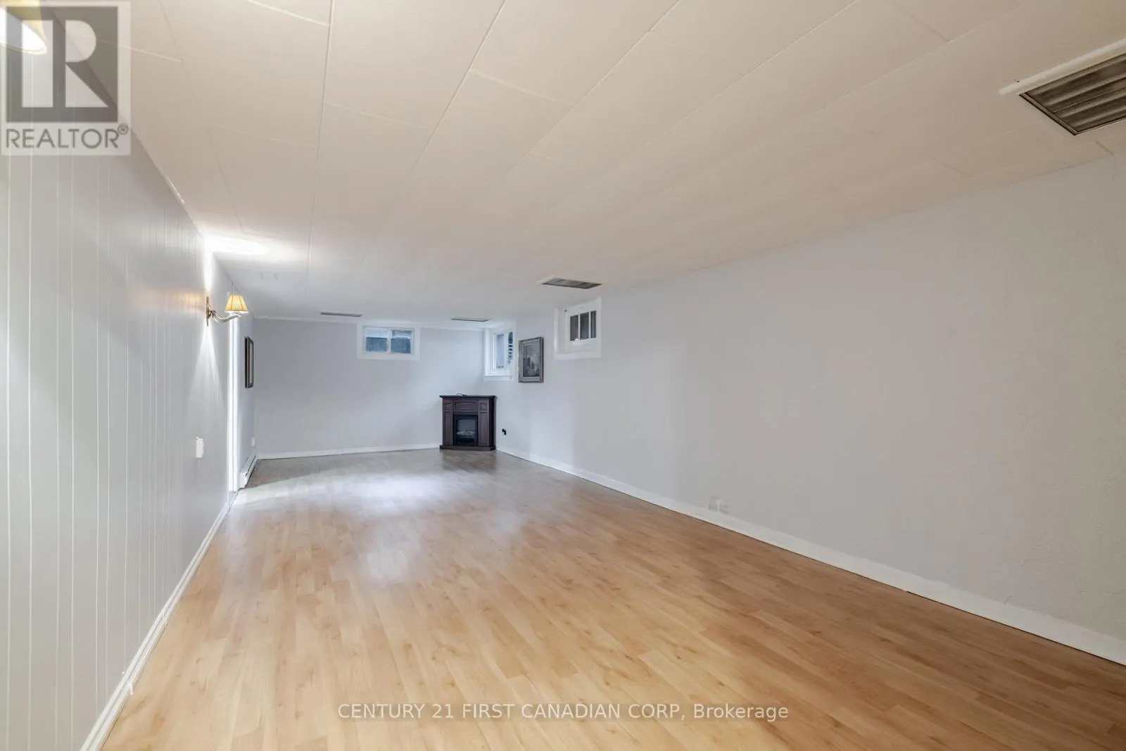 420 RIVERSIDE DRIVE
