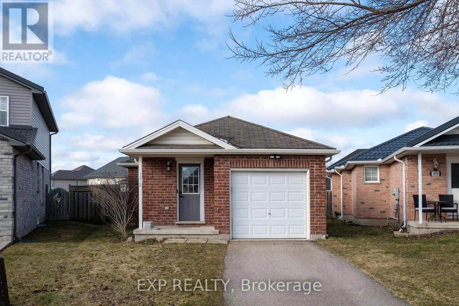 1852 BLOOM CRESCENT