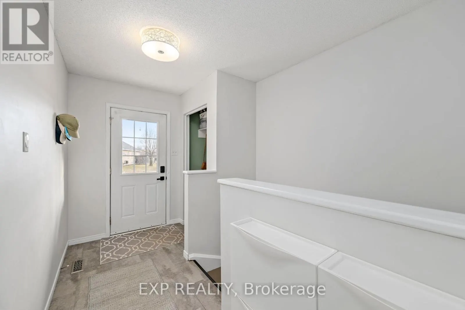1852 BLOOM CRESCENT