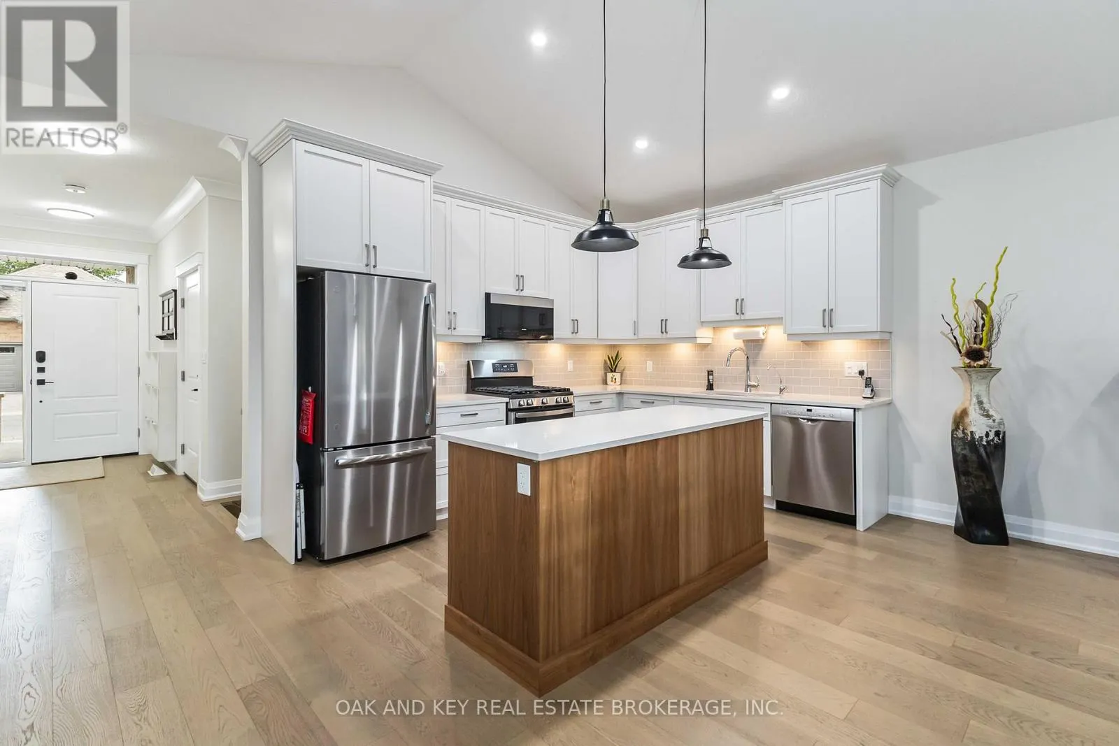 53 - 159 COLLINS WAY, #53