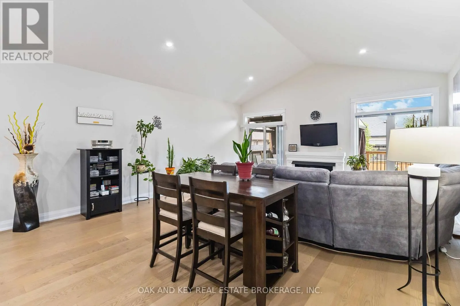53 - 159 COLLINS WAY, #53
