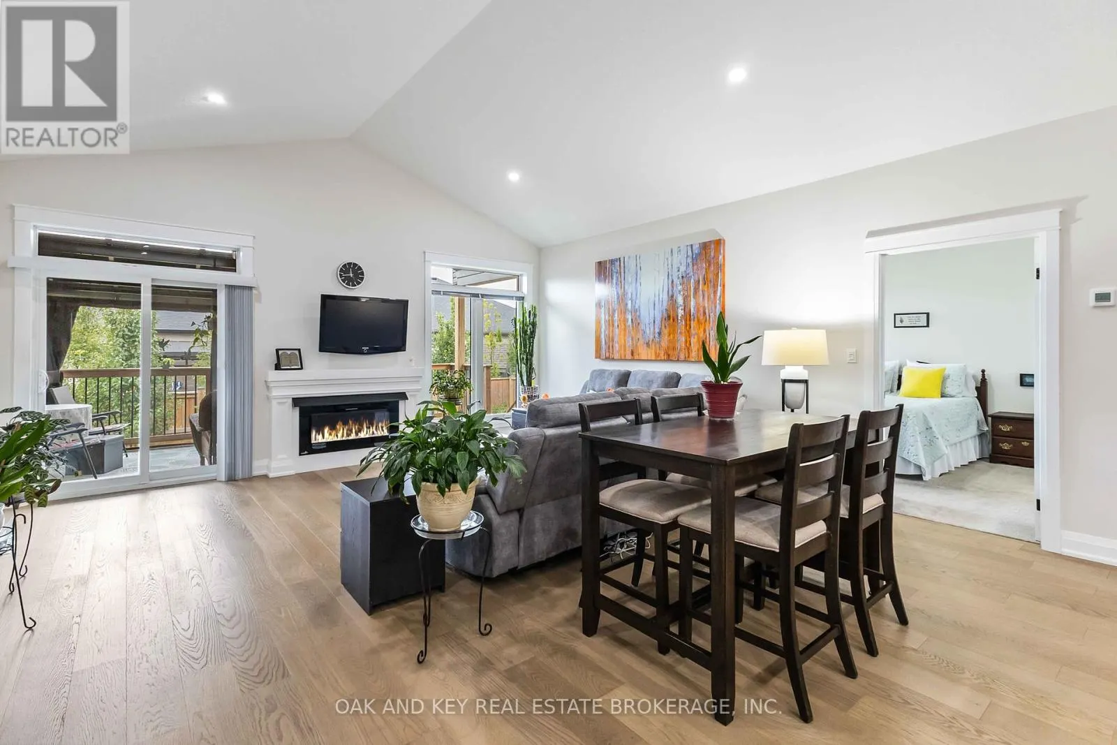53 - 159 COLLINS WAY, #53