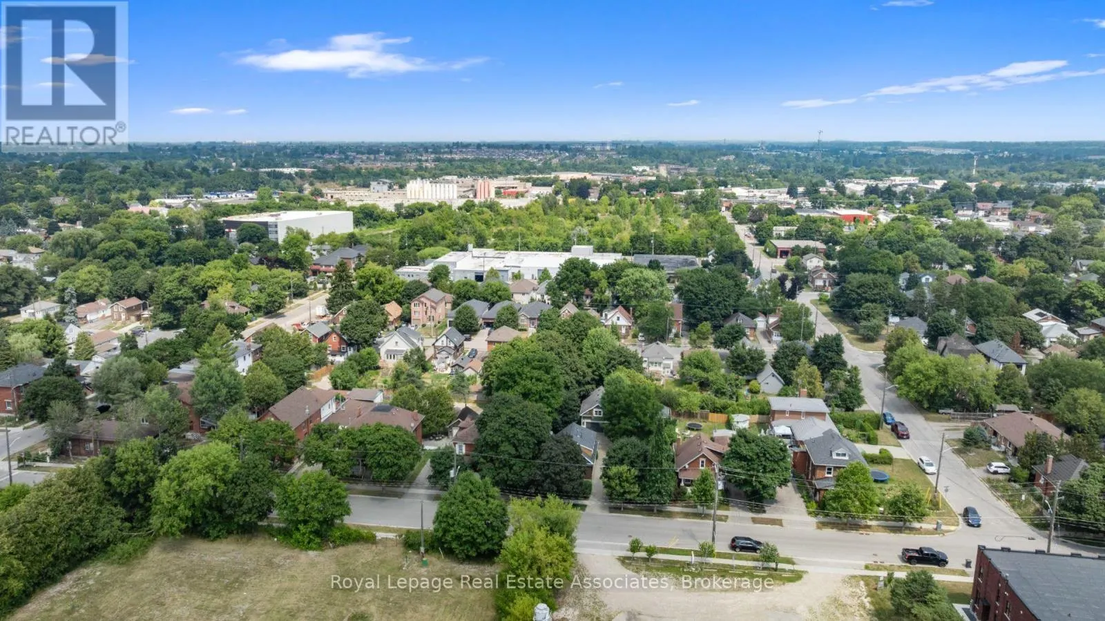 26 STEELE CRESCENT