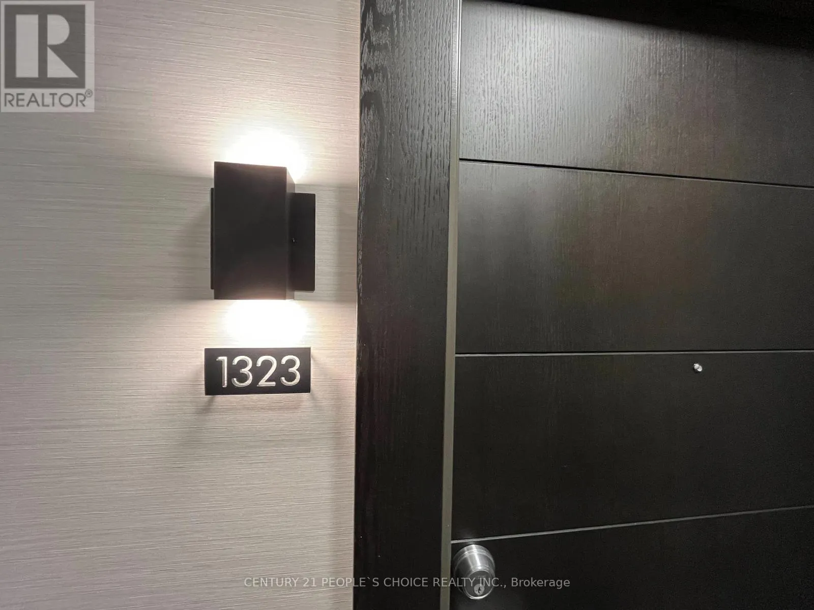 1323 - 212 KING WILLIAM STREET
