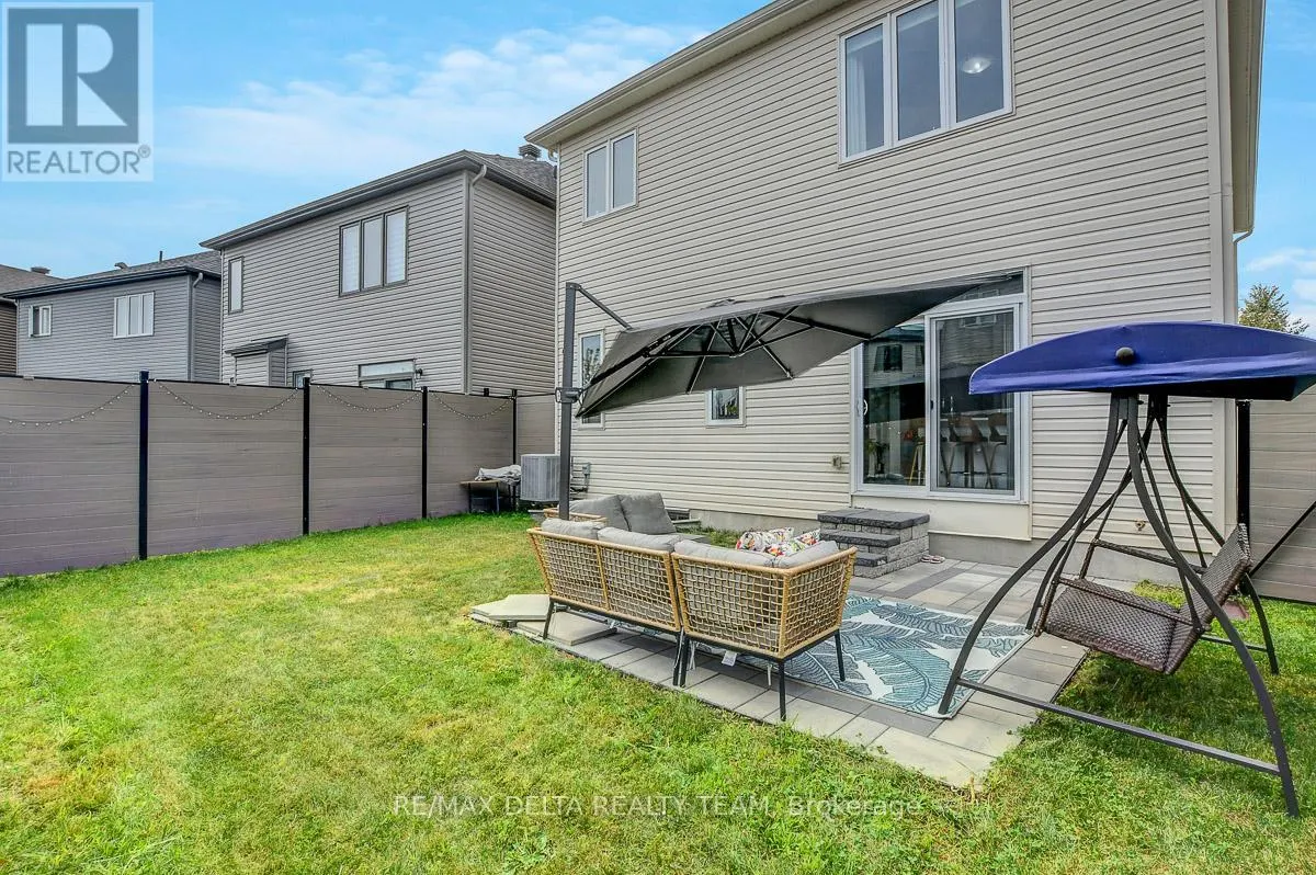 370 AQUAVIEW DRIVE