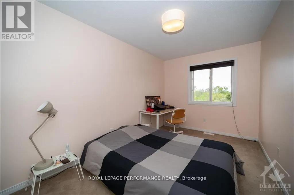 2363 GLANDRIEL CRESCENT