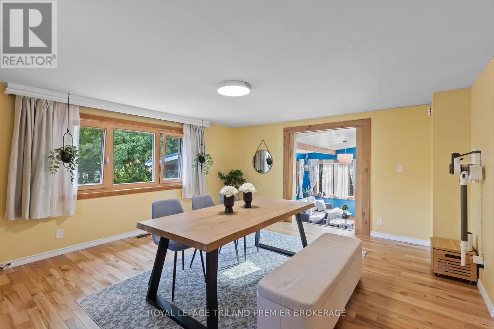 28 ELWORTHY AVENUE