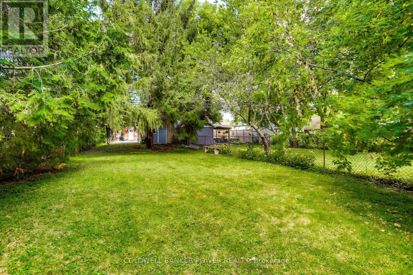 121 EMERY STREET E