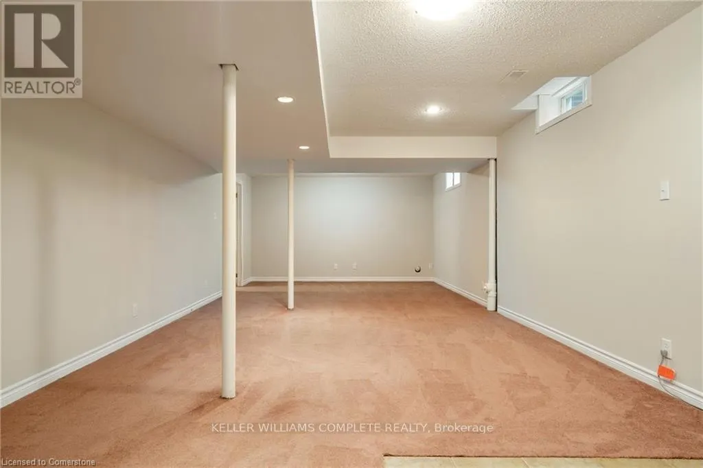 42 GRASSYPLAIN DRIVE