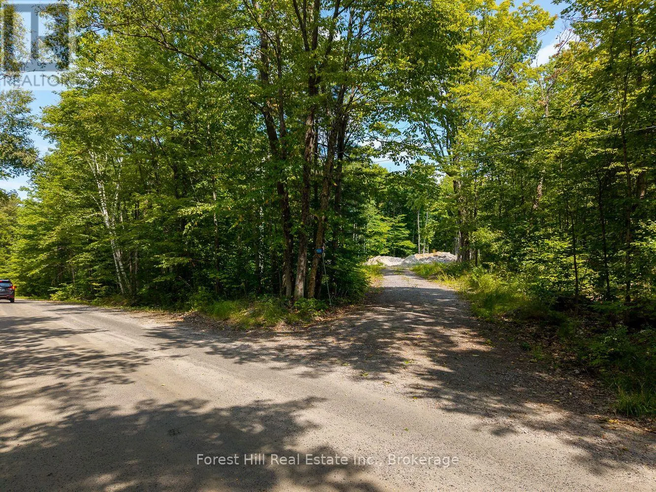 1028 BRUCE LAKE DRIVE