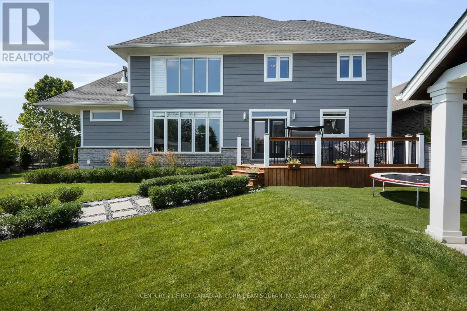 405 DARCY DRIVE