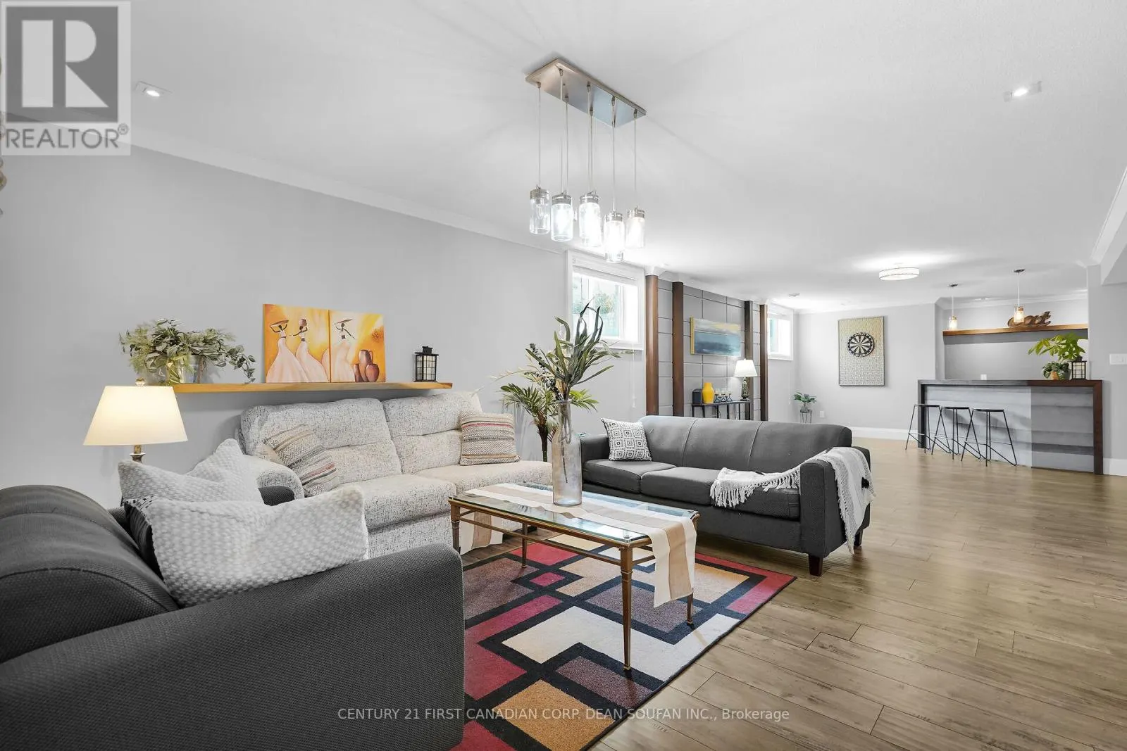 405 DARCY DRIVE