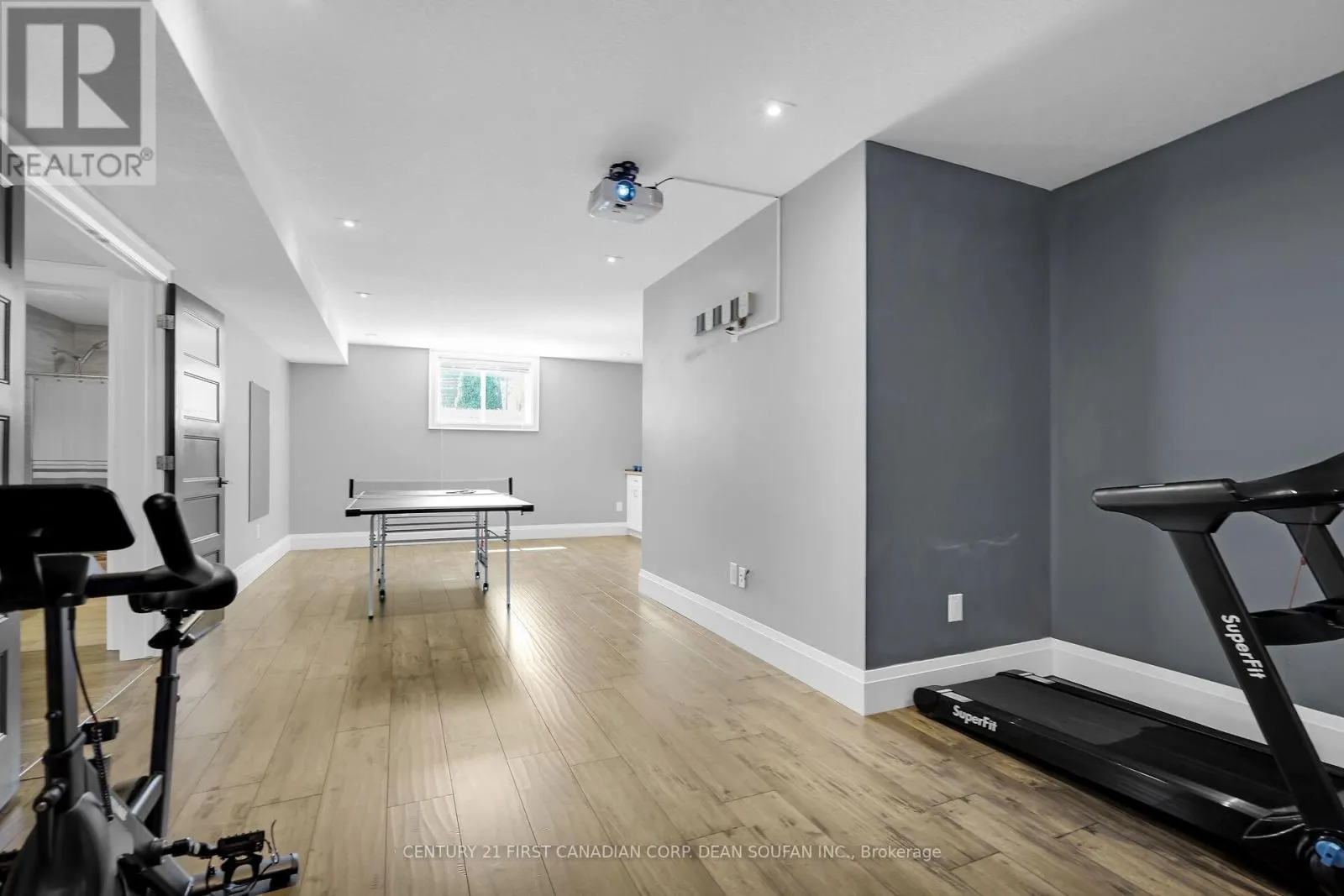 405 DARCY DRIVE