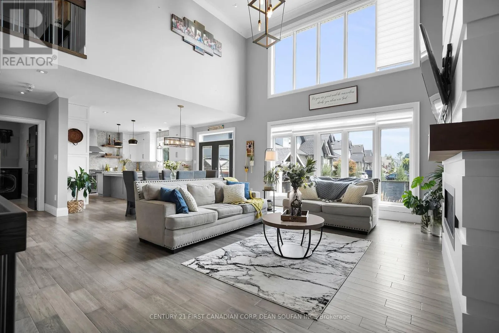 405 DARCY DRIVE