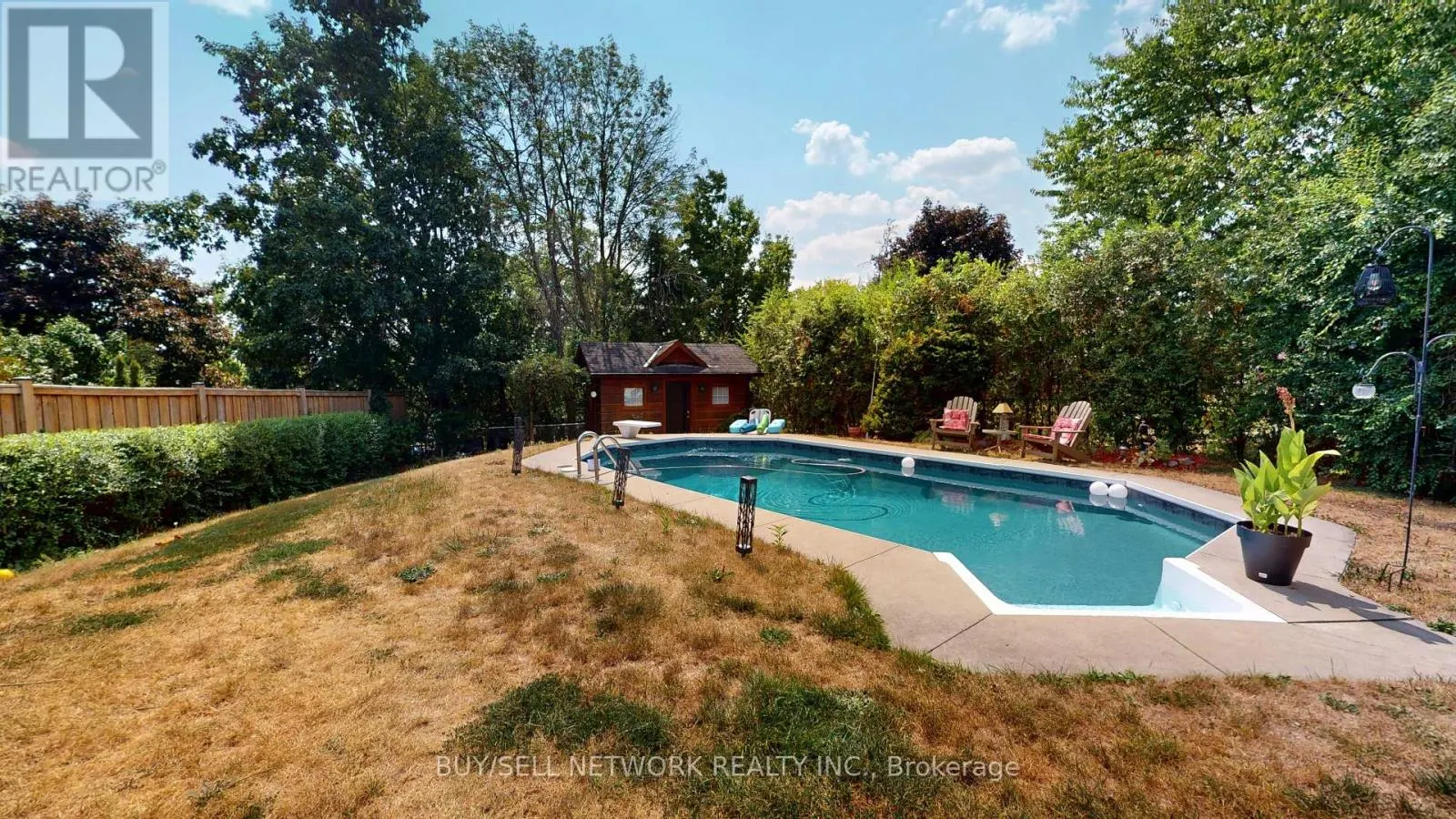 2504 IDYLLWOOD CRESCENT