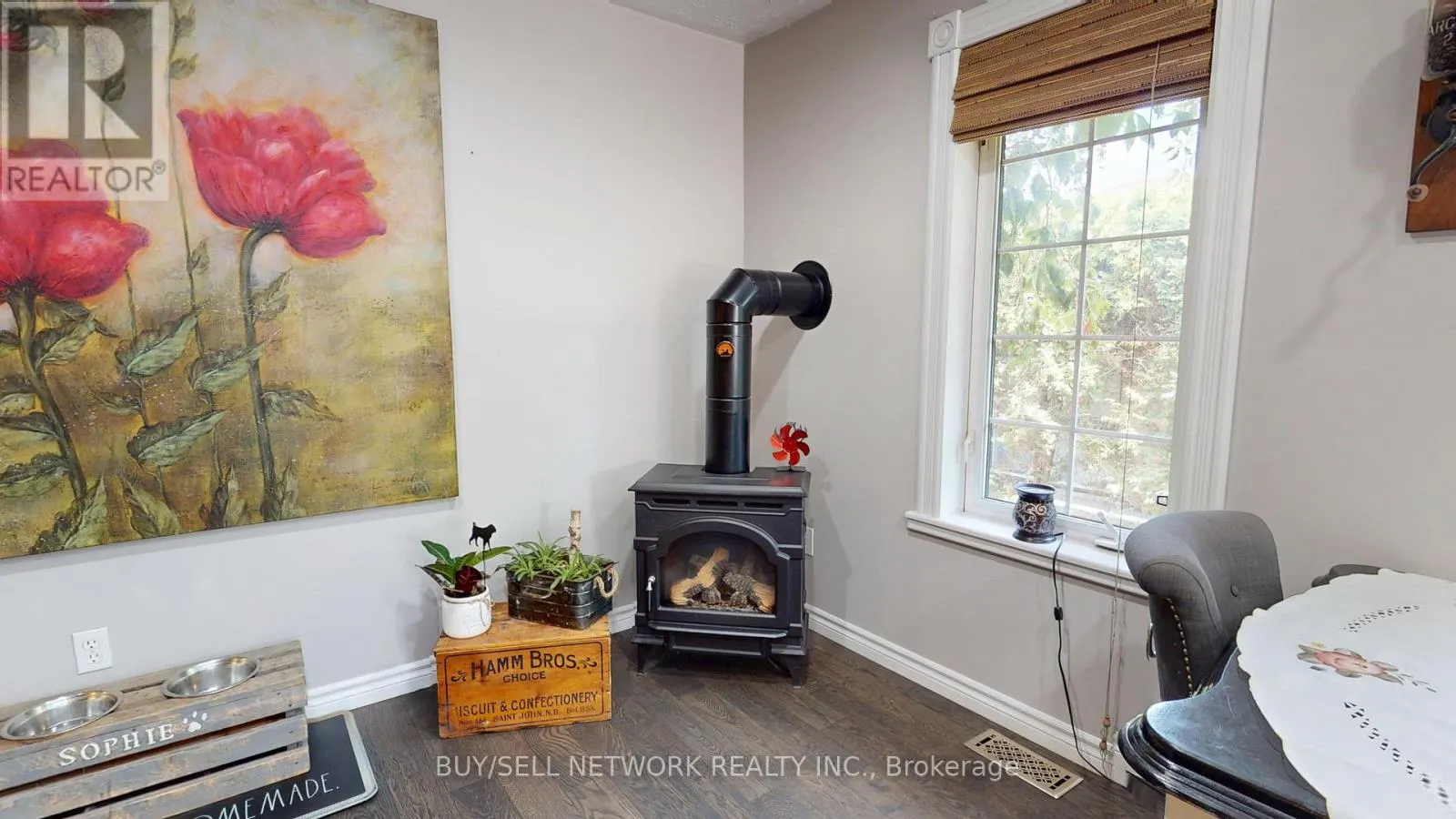 2504 IDYLLWOOD CRESCENT
