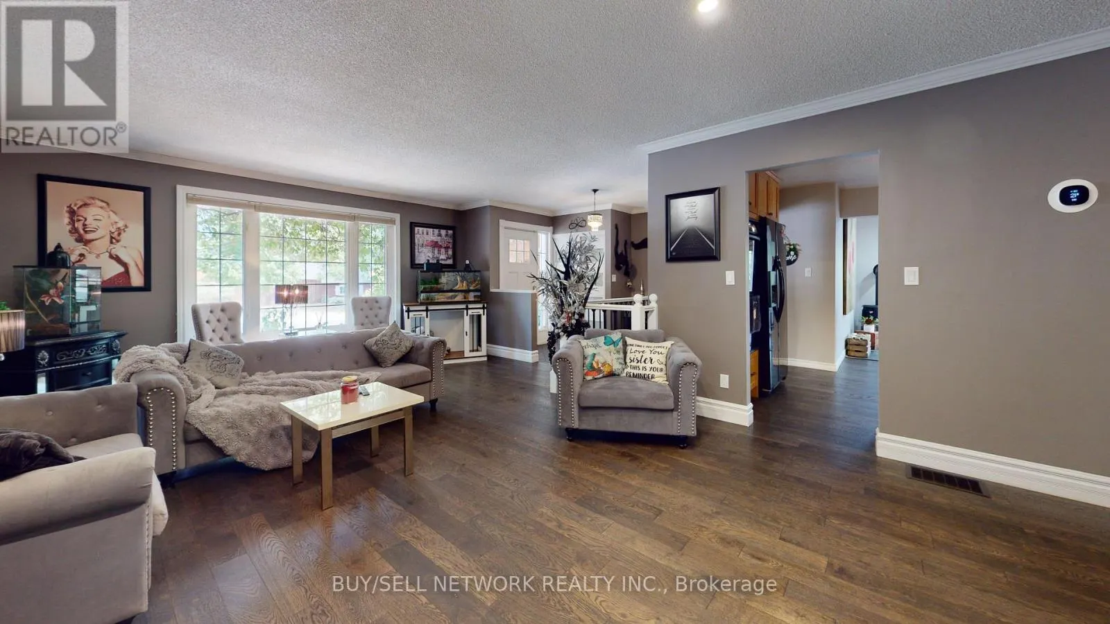 2504 IDYLLWOOD CRESCENT