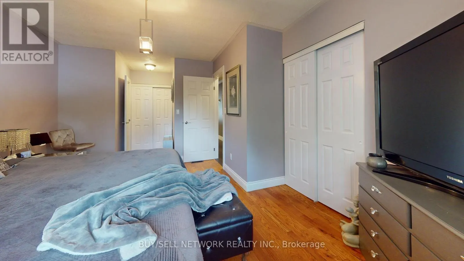 2504 IDYLLWOOD CRESCENT