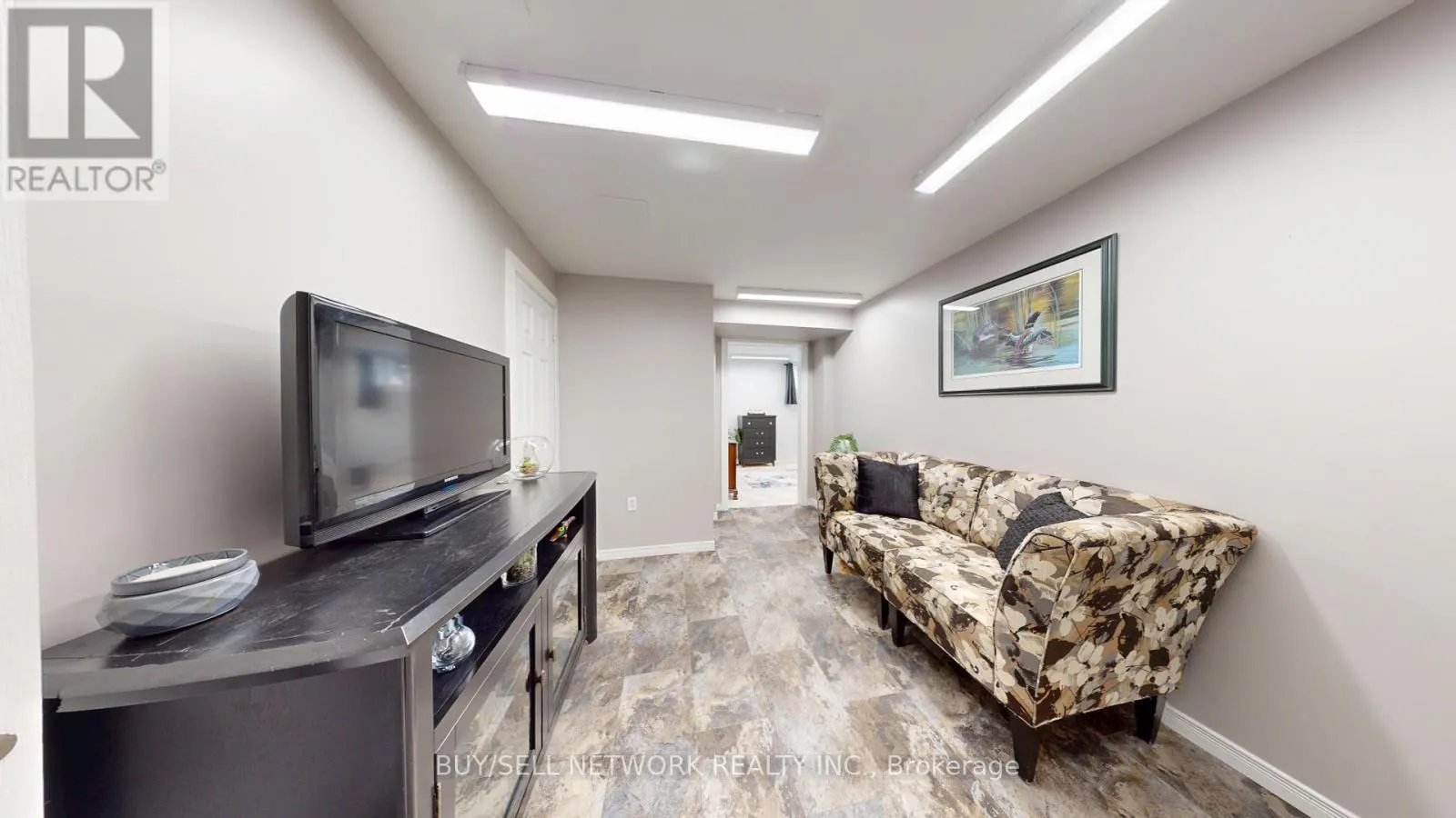 2504 IDYLLWOOD CRESCENT