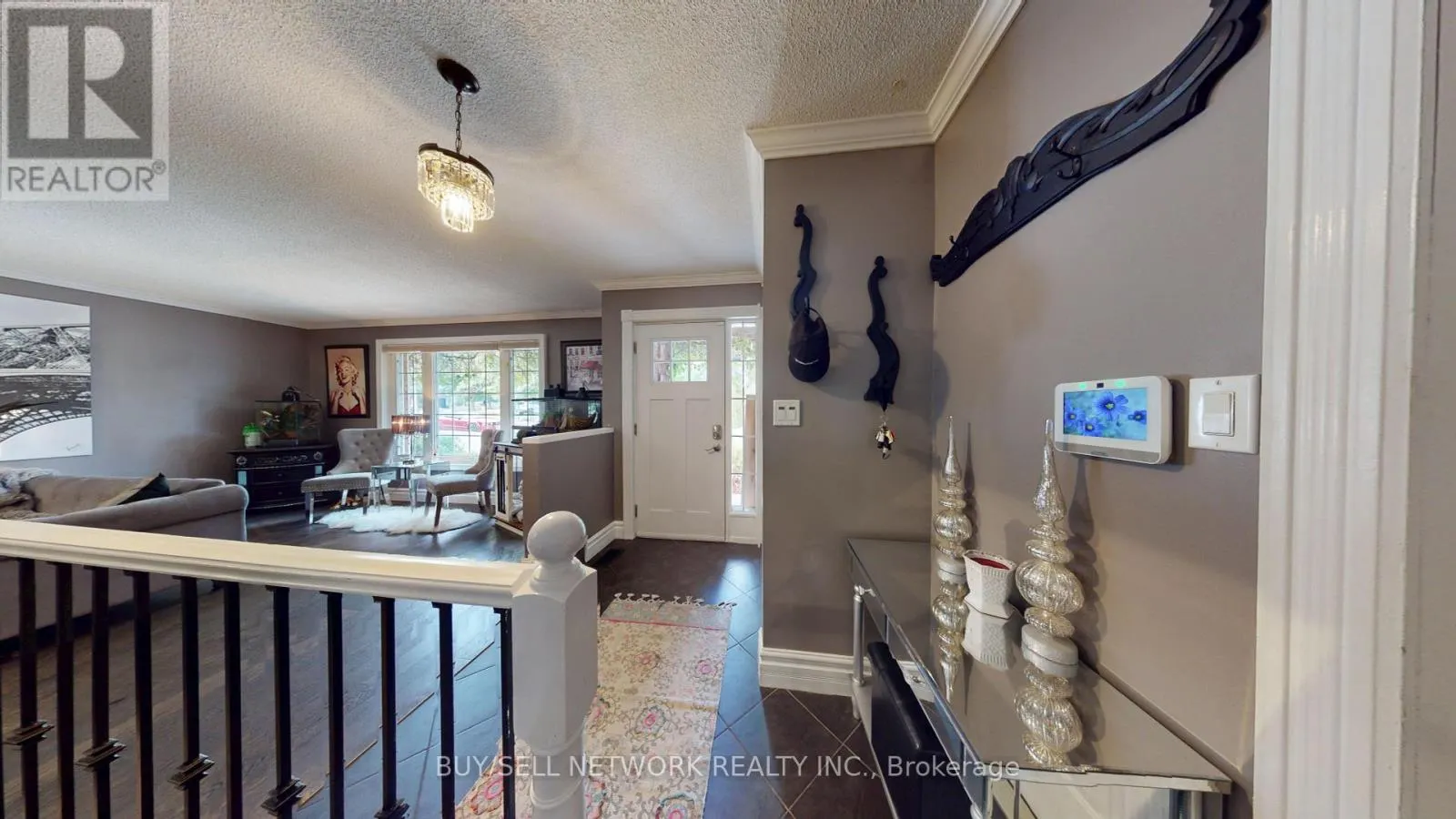 2504 IDYLLWOOD CRESCENT