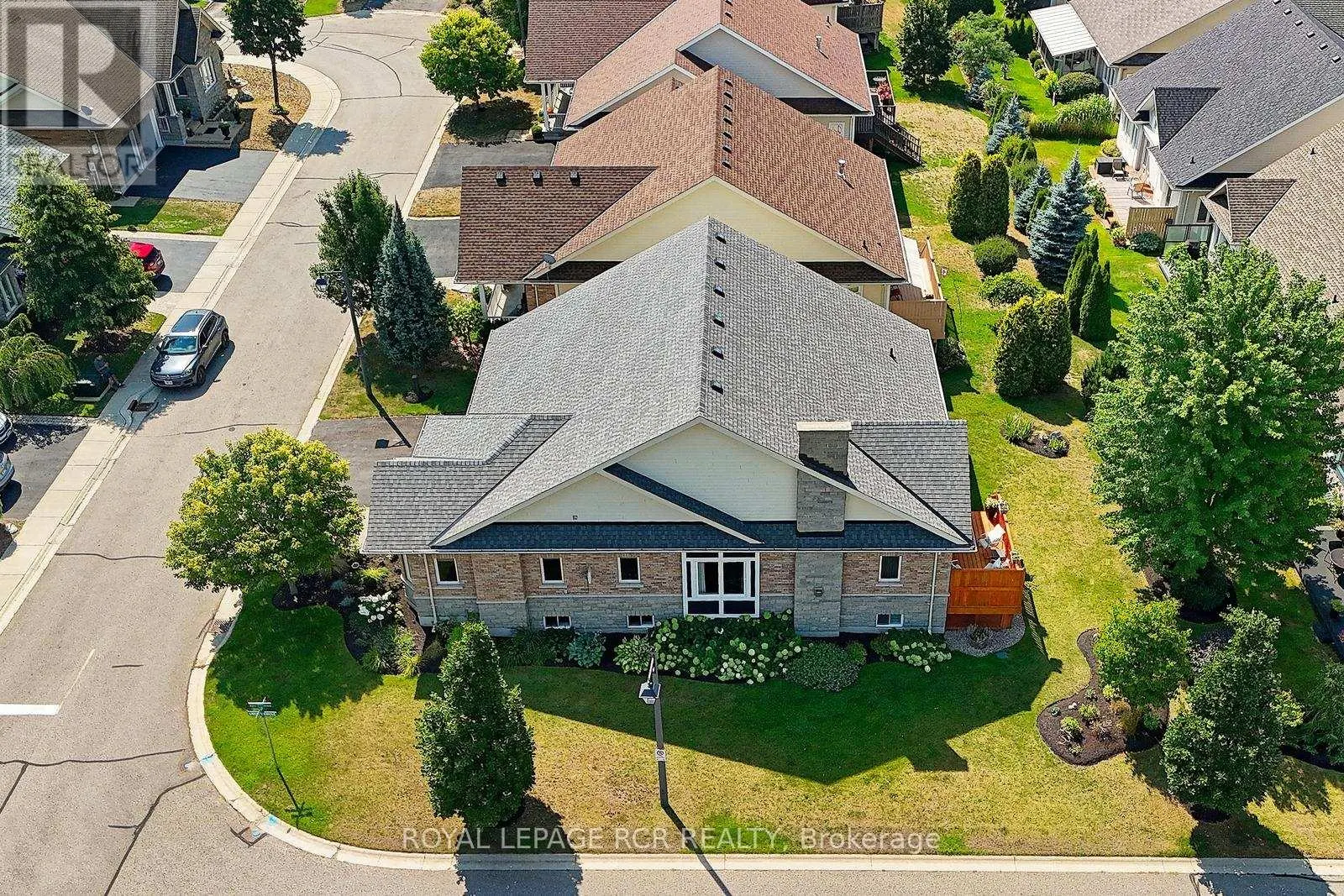 174 - 200 KINGFISHER DRIVE