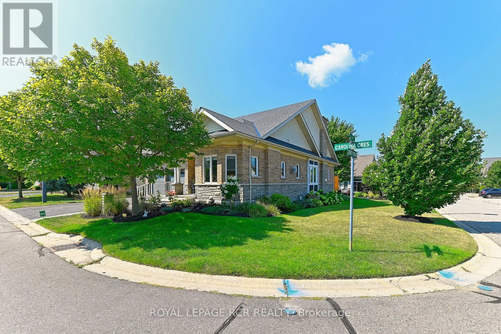 174 - 200 KINGFISHER DRIVE