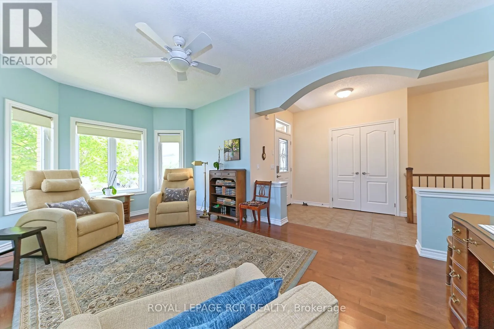 174 - 200 KINGFISHER DRIVE