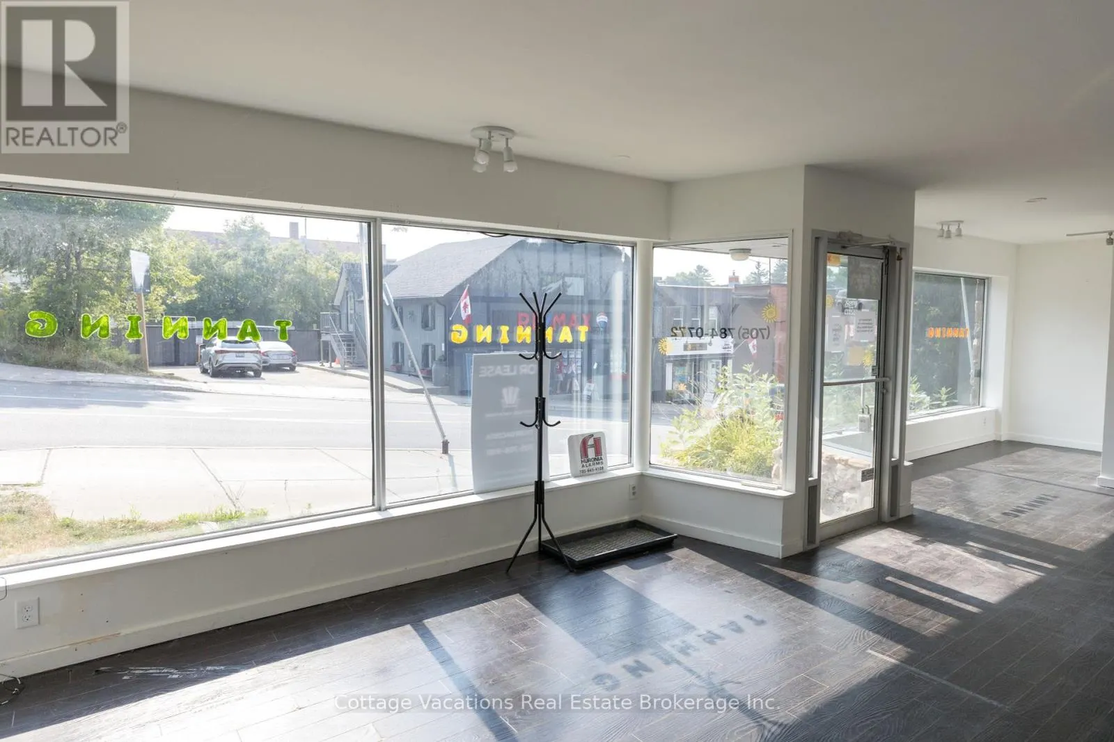 10 BRUNEL ROAD