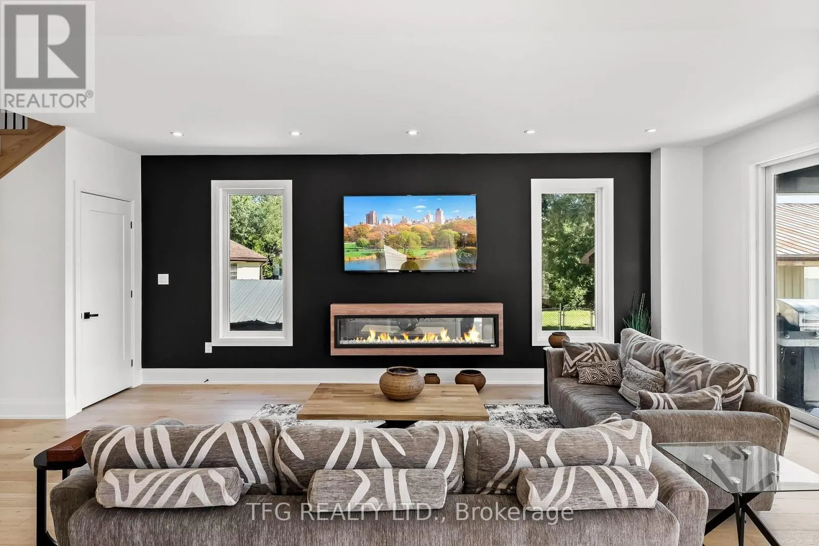 678 OTONABEE DRIVE