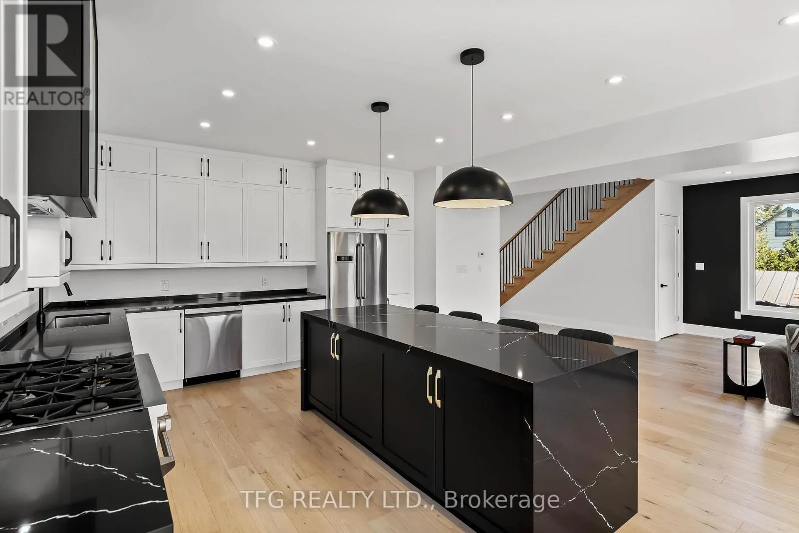 678 OTONABEE DRIVE