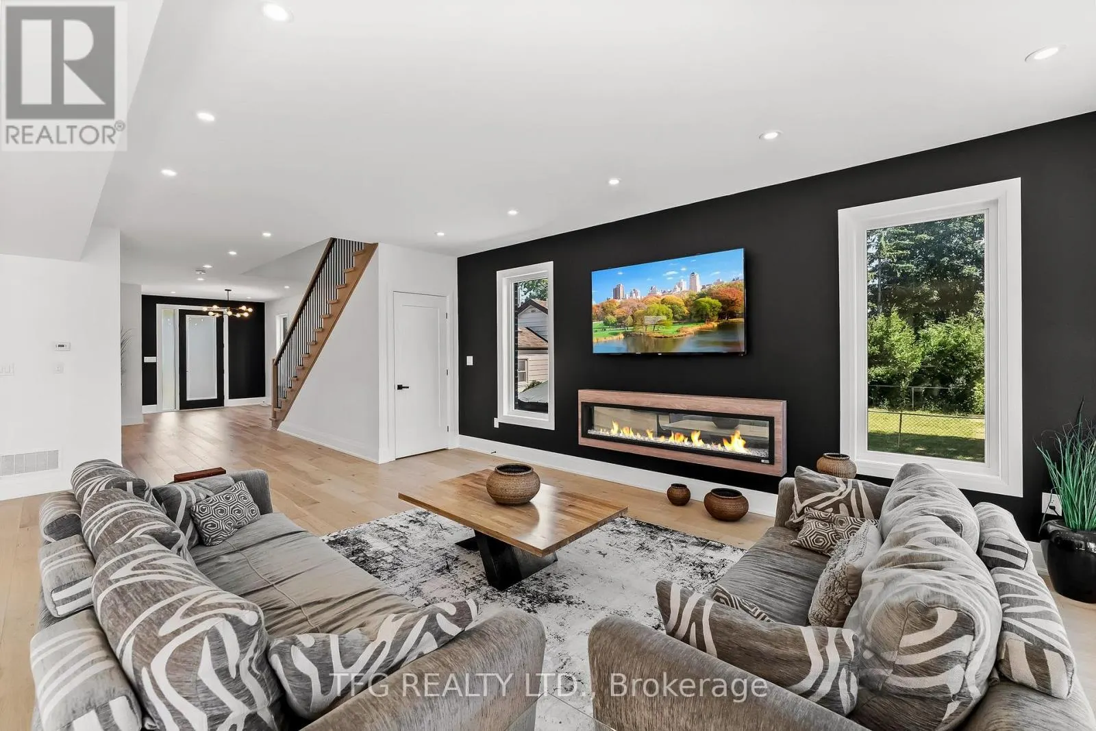678 OTONABEE DRIVE