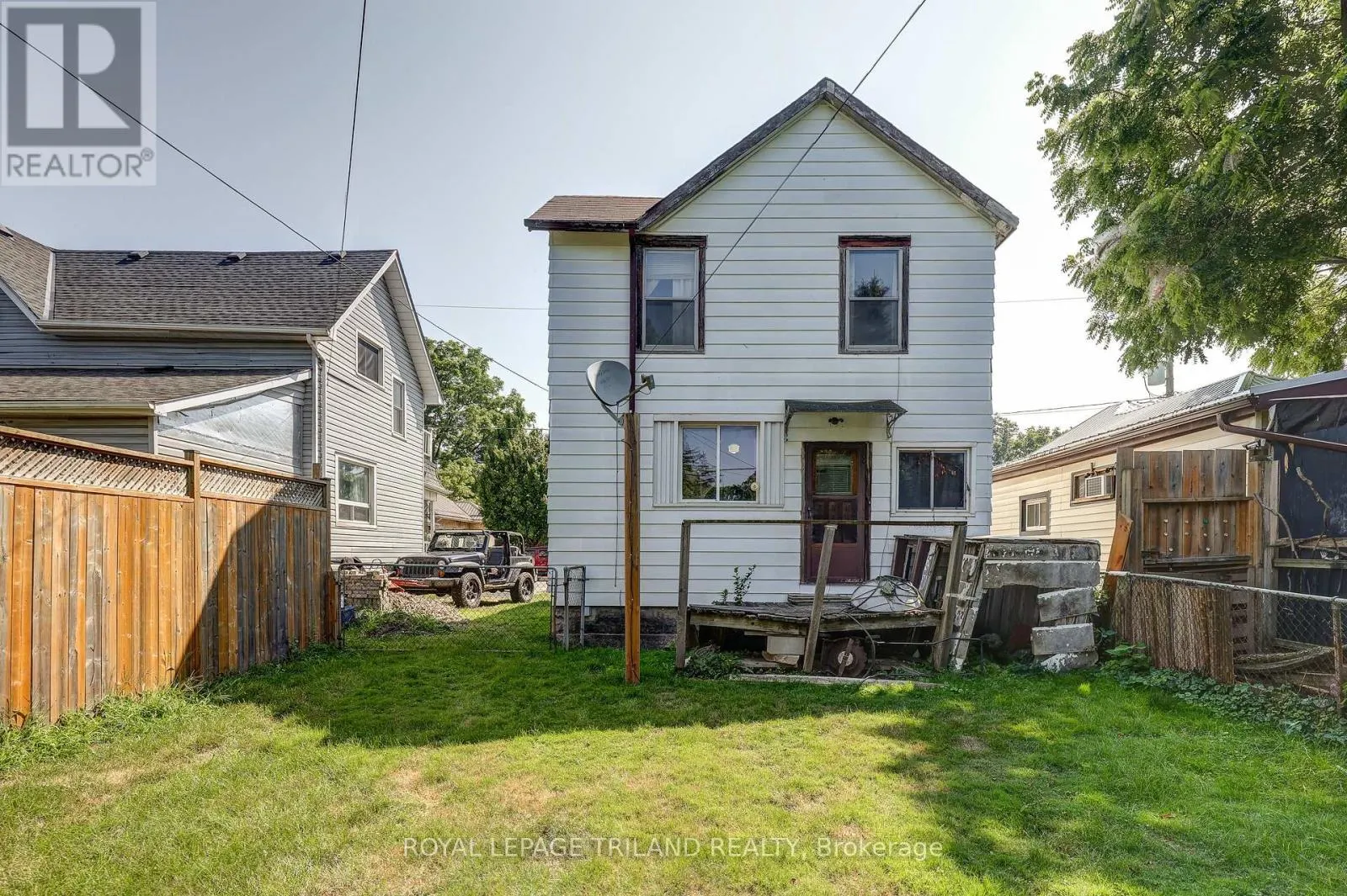 78 MANITOBA STREET