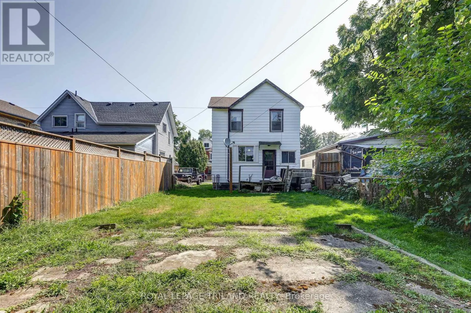 78 MANITOBA STREET