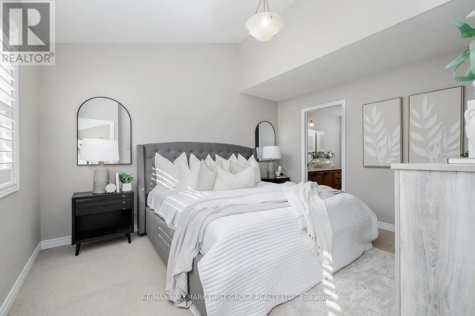 71 GREENAWAY CIRCLE