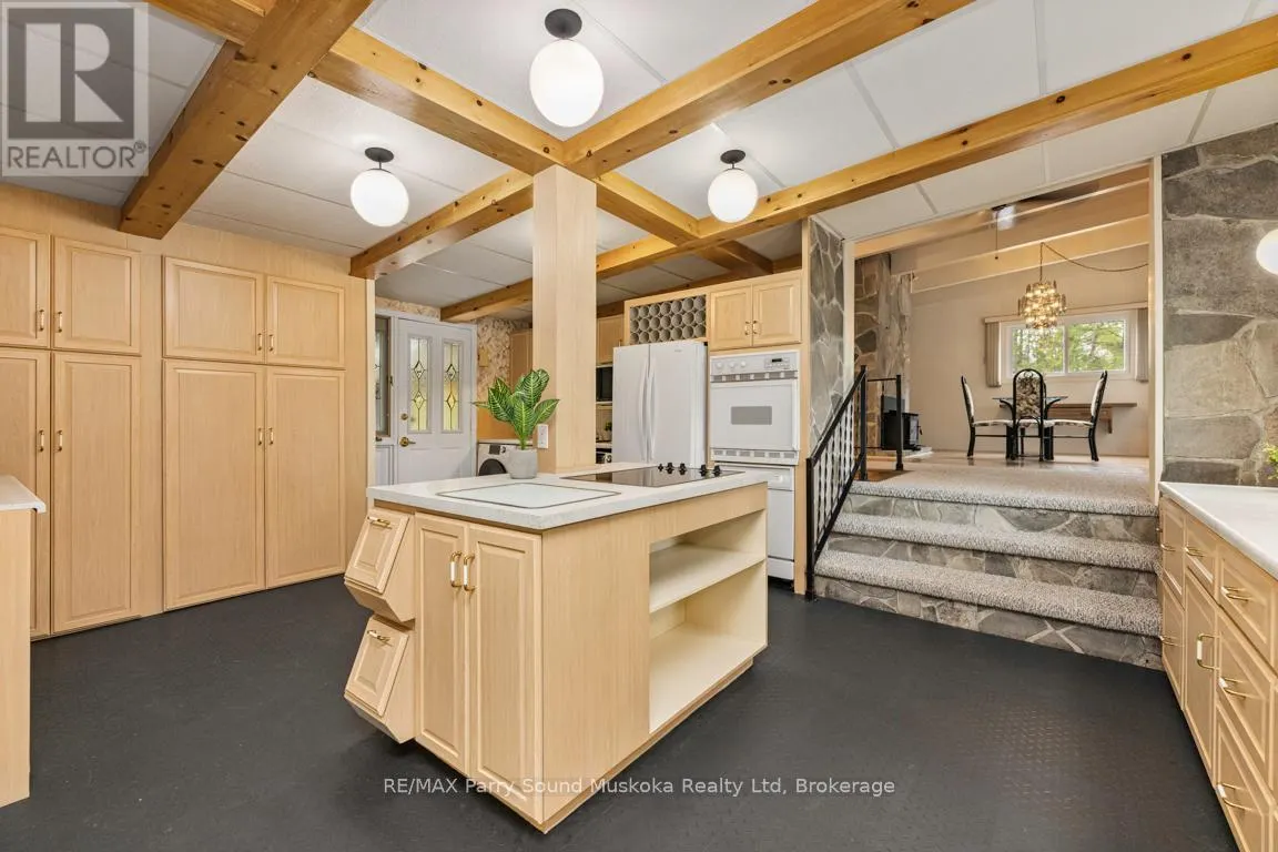 179 MANITOU DRIVE