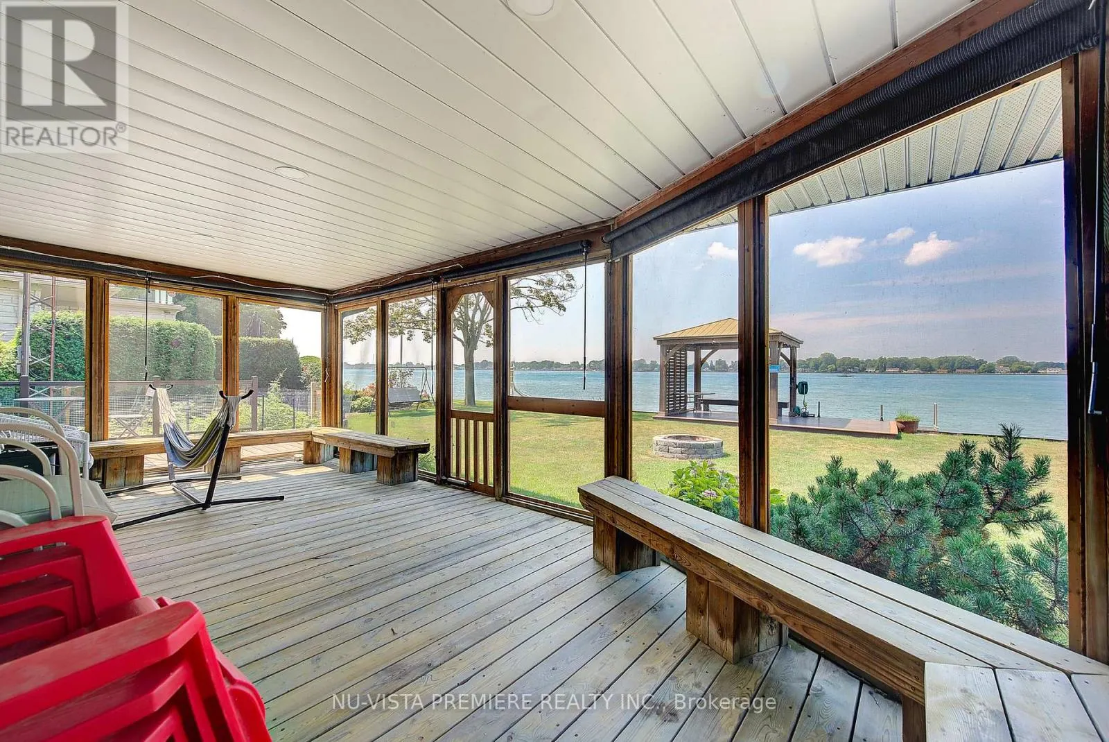 3943 SEAWAY ROAD
