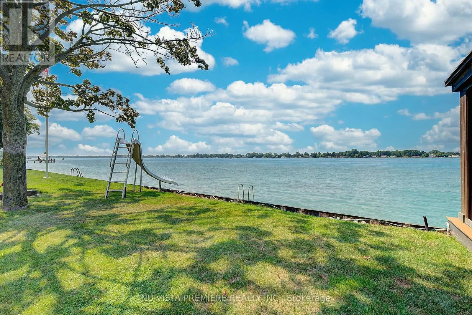 3943 SEAWAY ROAD