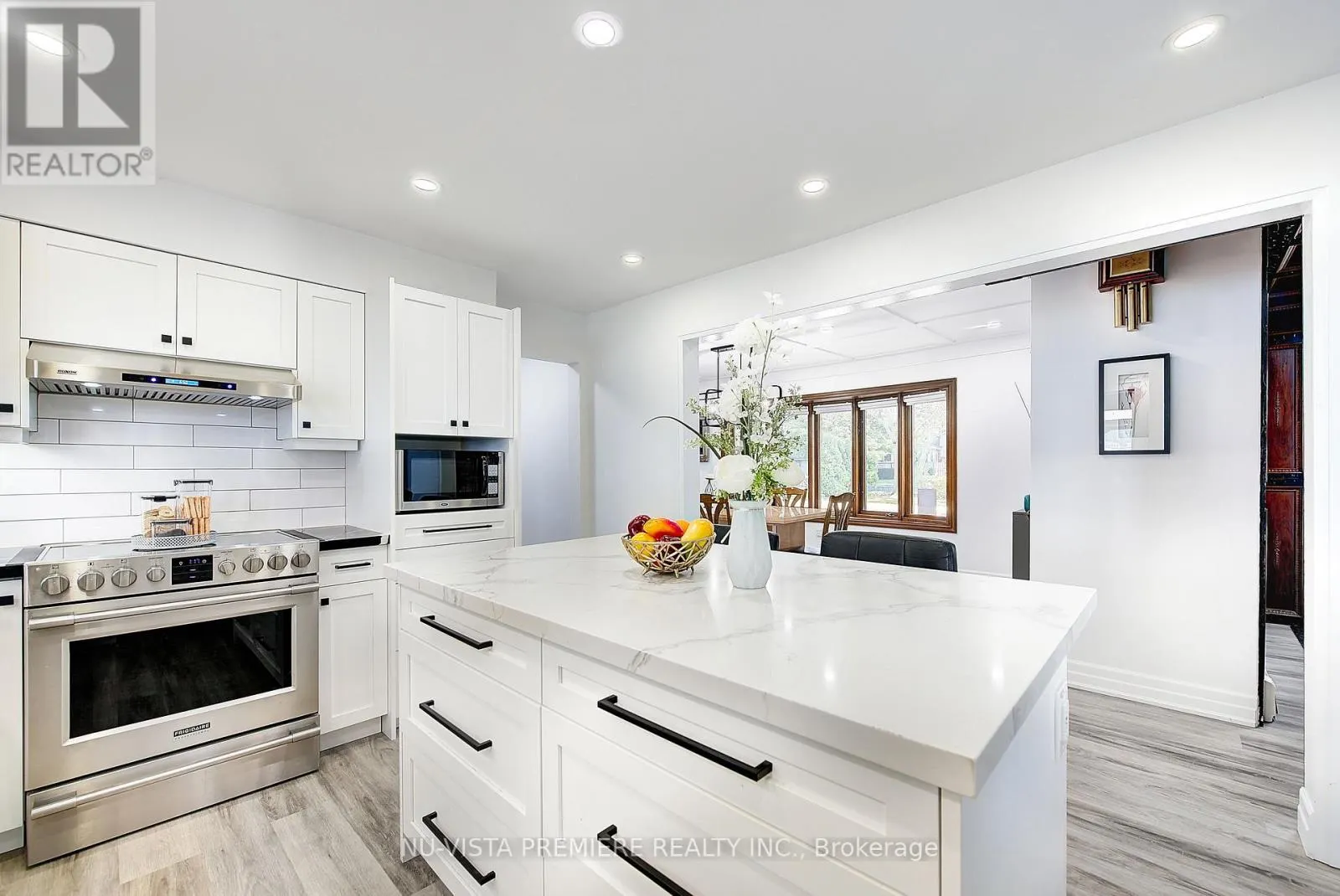 3943 SEAWAY ROAD