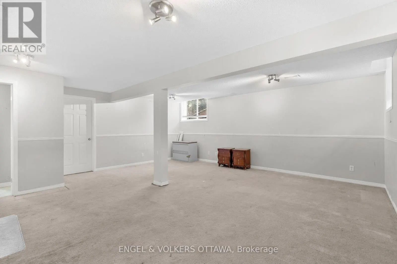 128 GRANDPARK CIRCLE