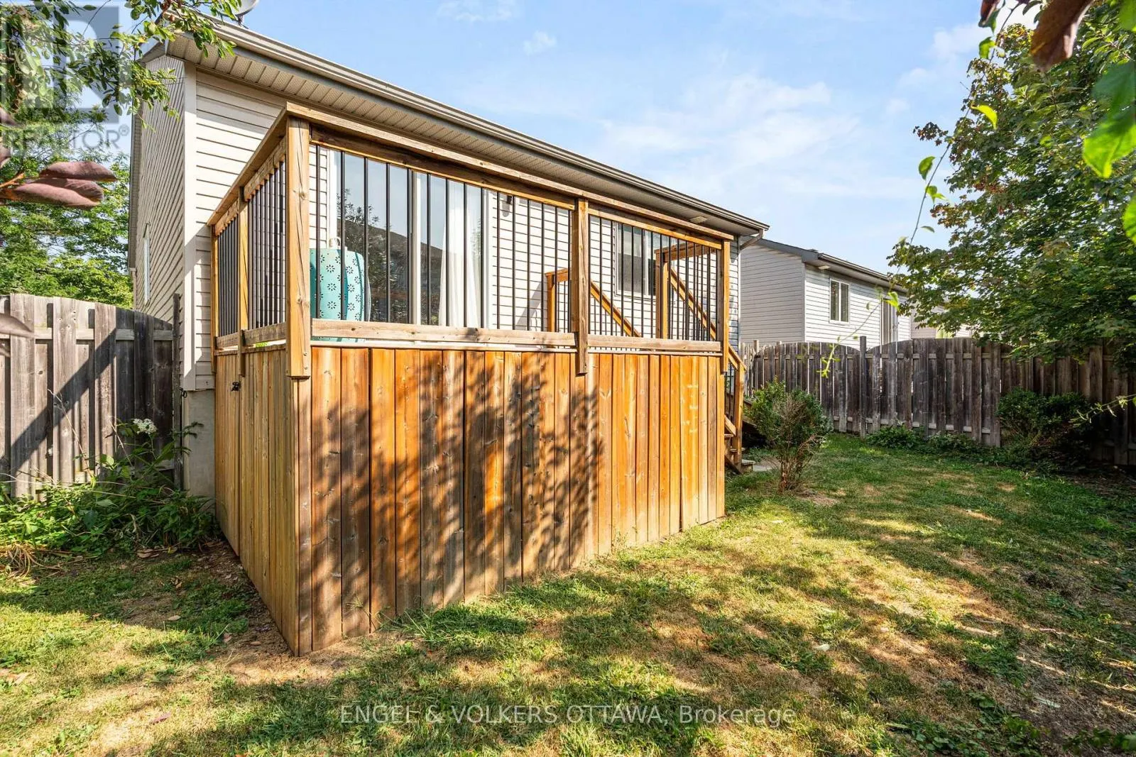 128 GRANDPARK CIRCLE
