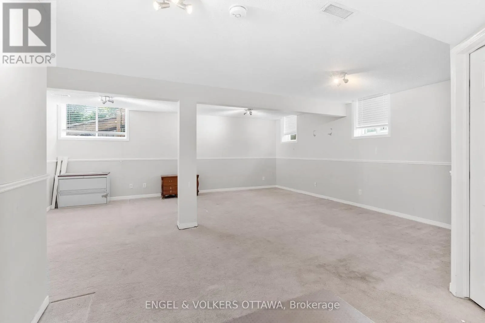 128 GRANDPARK CIRCLE