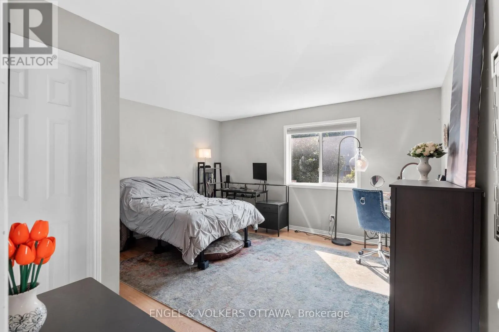 128 GRANDPARK CIRCLE