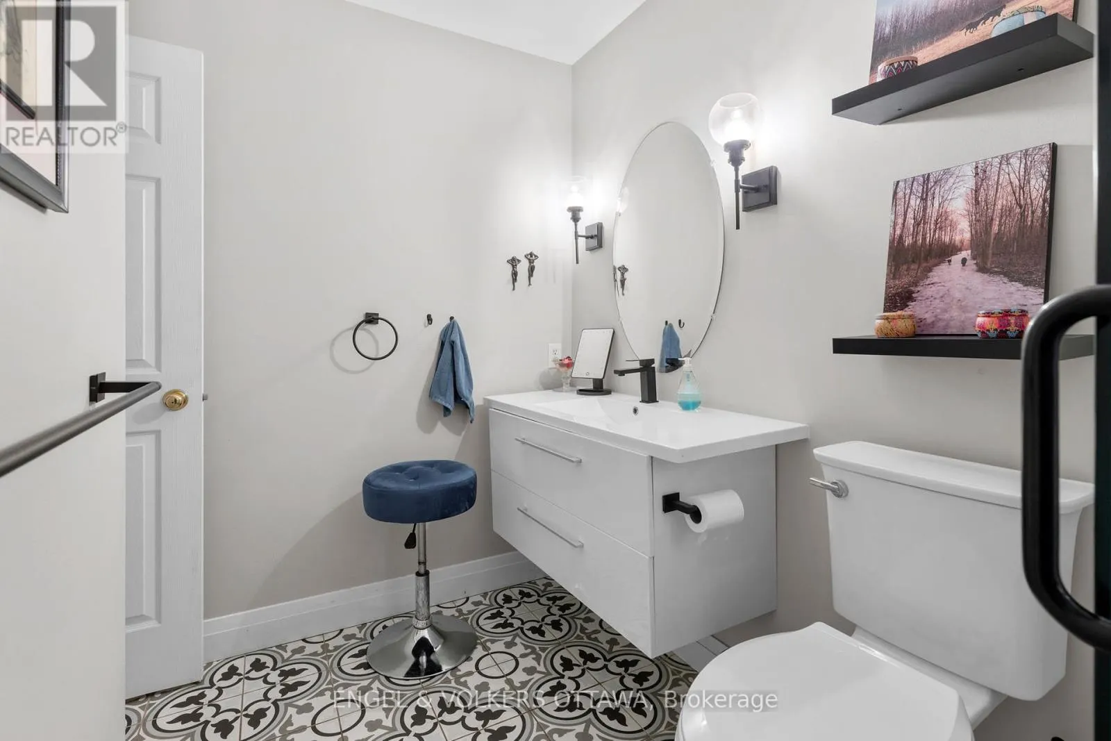 128 GRANDPARK CIRCLE