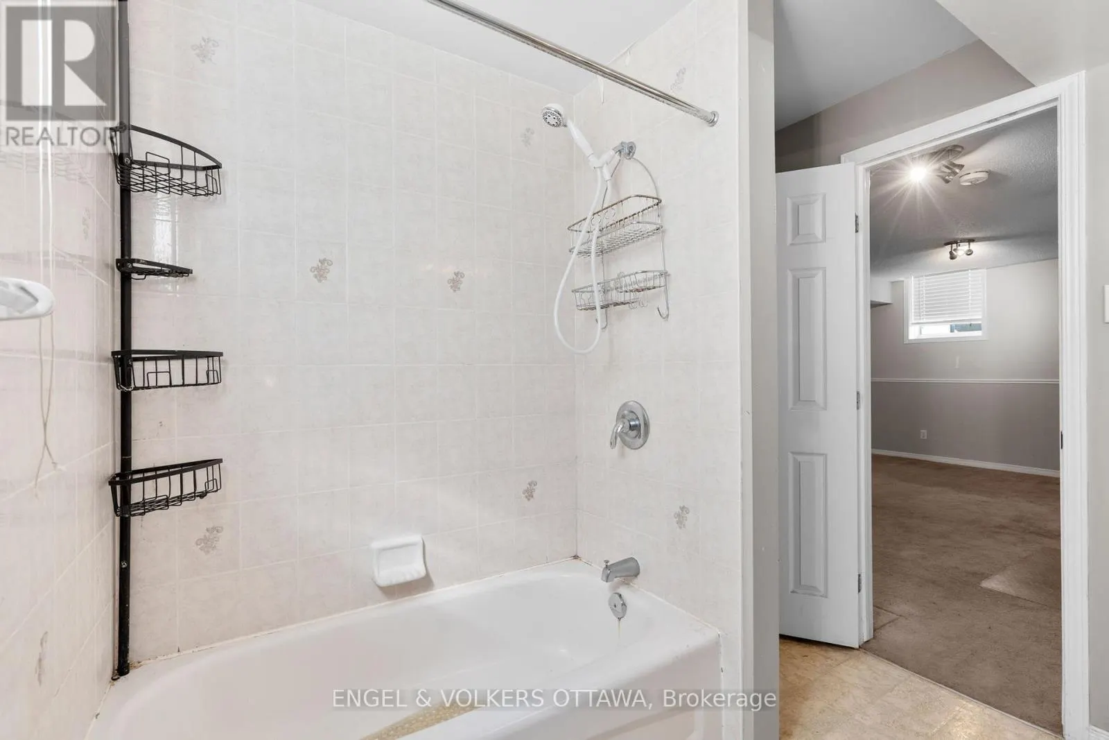 128 GRANDPARK CIRCLE