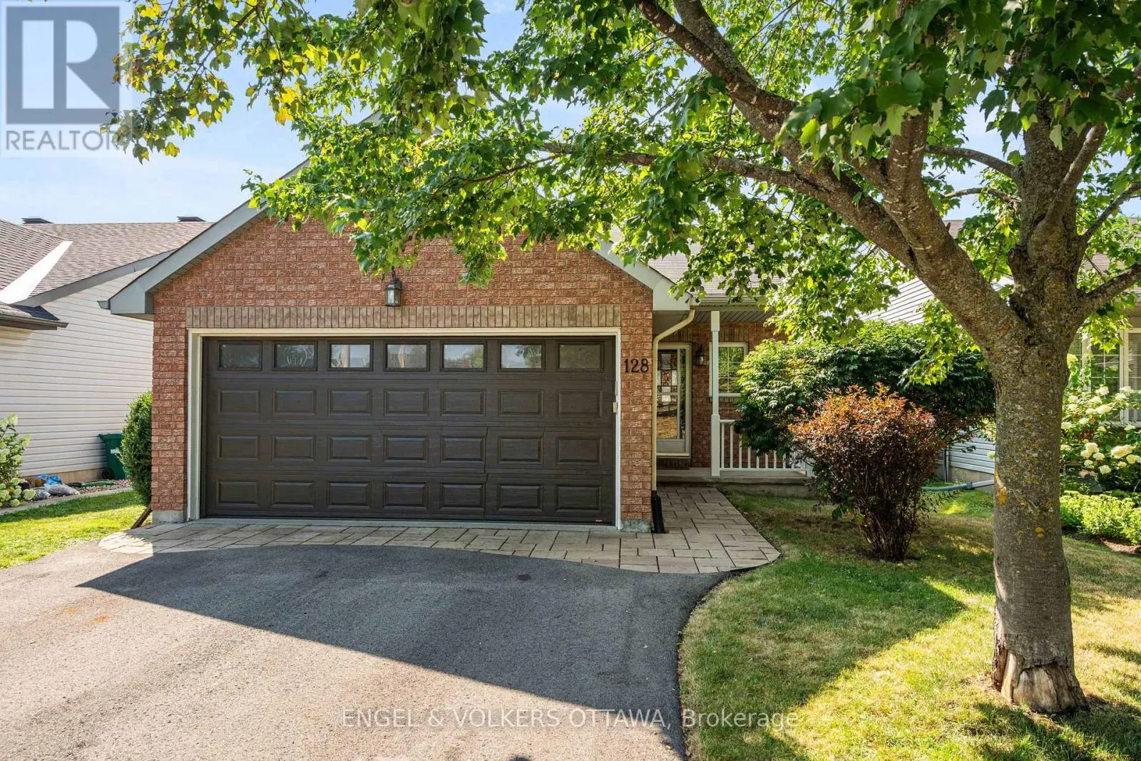 128 GRANDPARK CIRCLE